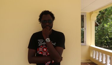 Le célèbre blogueur, cyber-activiste et journaliste sénégalais Cheikh Fall a séjourné en Haïti du 24 avril au 1er mai. © David Nieto